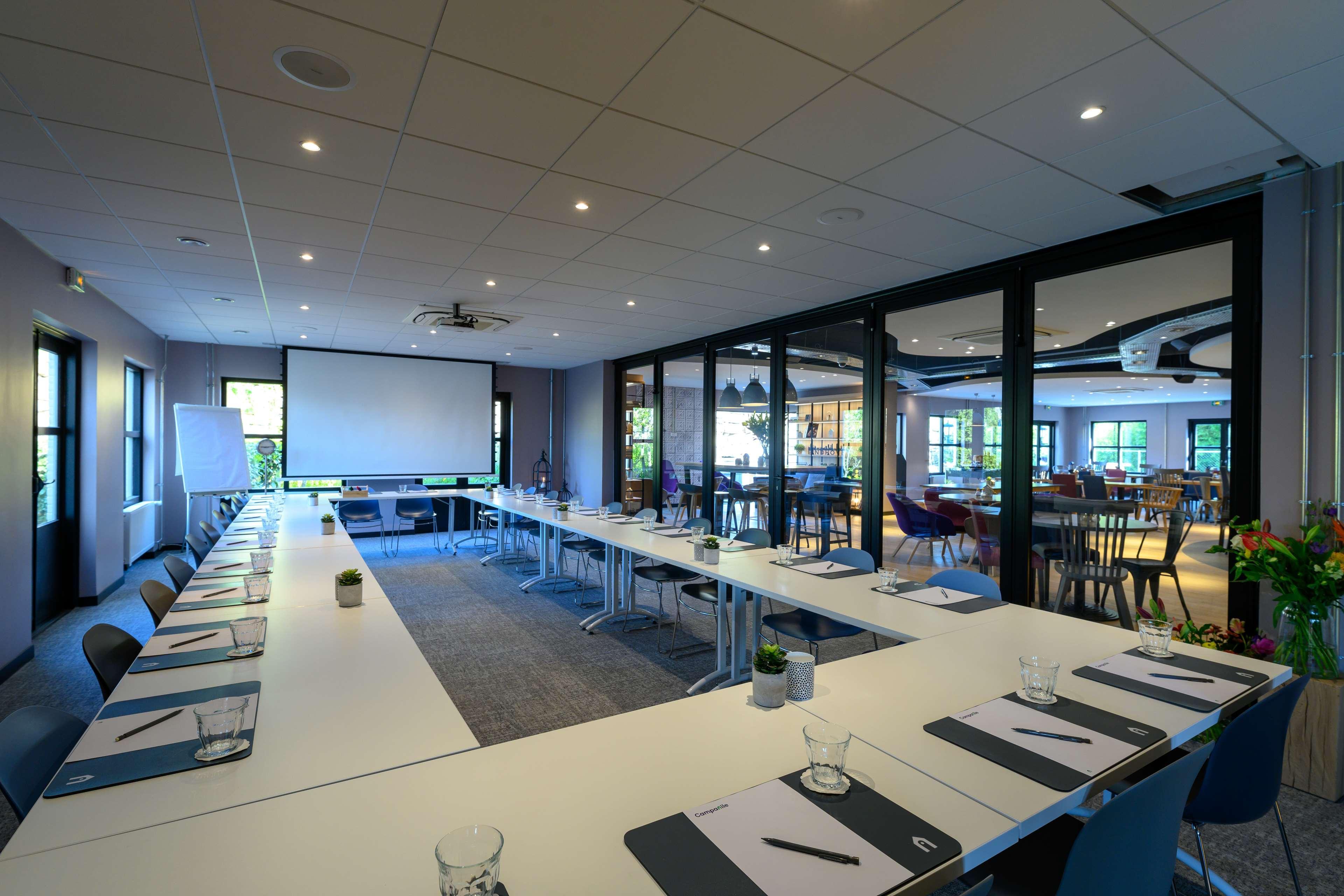 Campanile Hotel & Restaurant Eindhoven Exterior photo