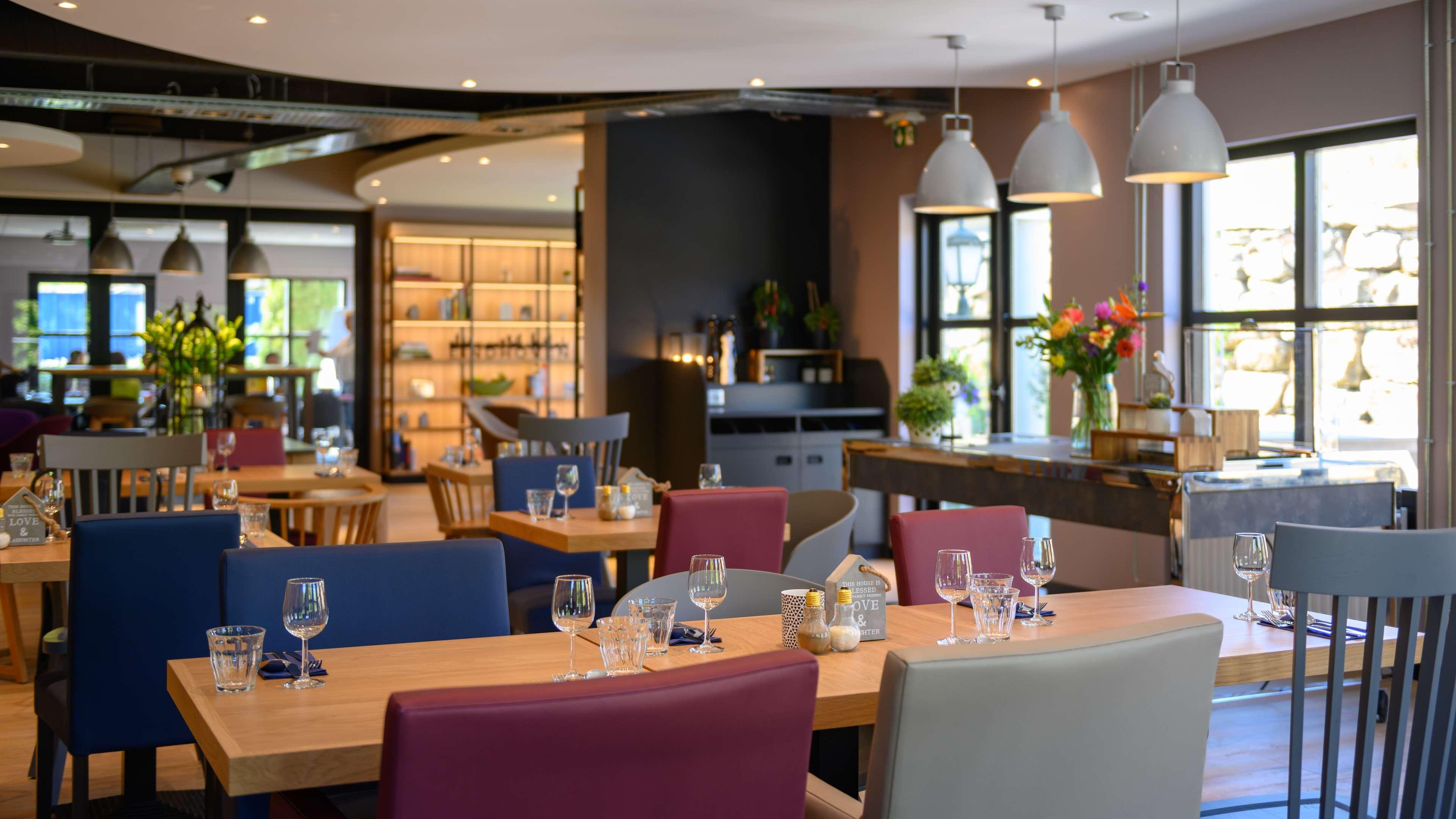 Campanile Hotel & Restaurant Eindhoven Exterior photo