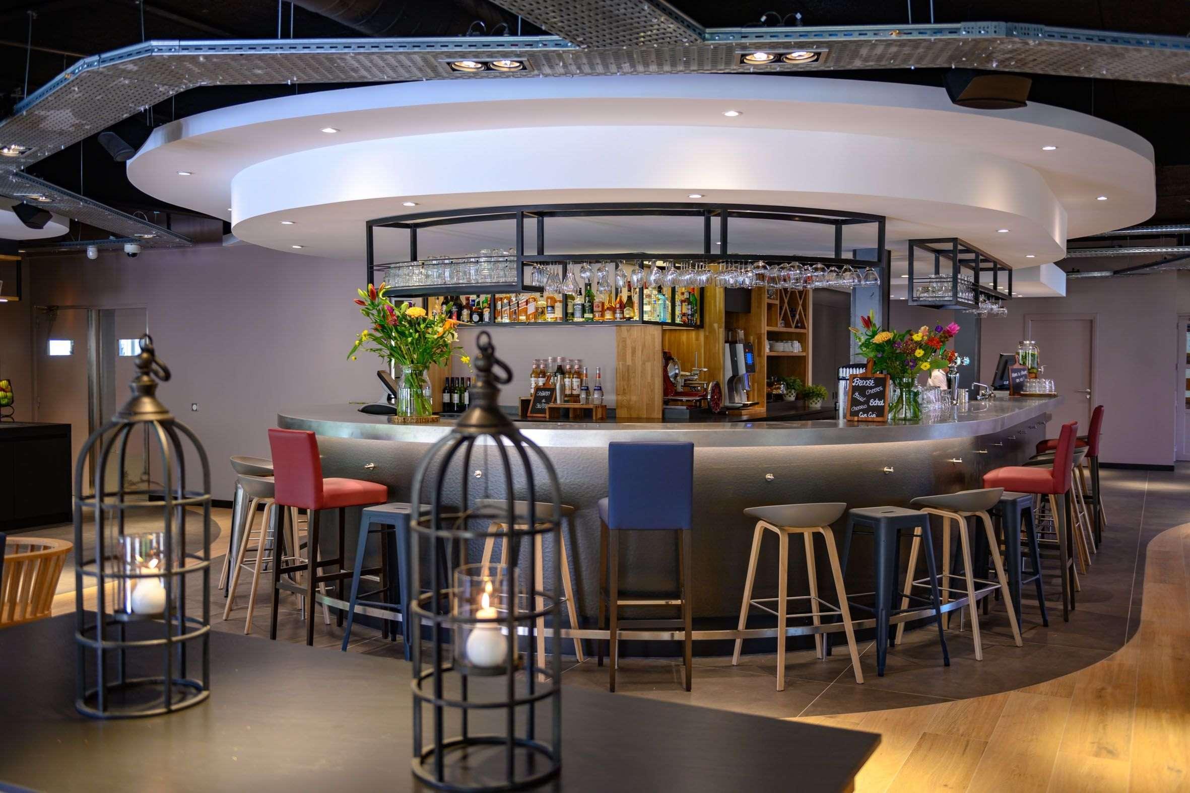 Campanile Hotel & Restaurant Eindhoven Exterior photo